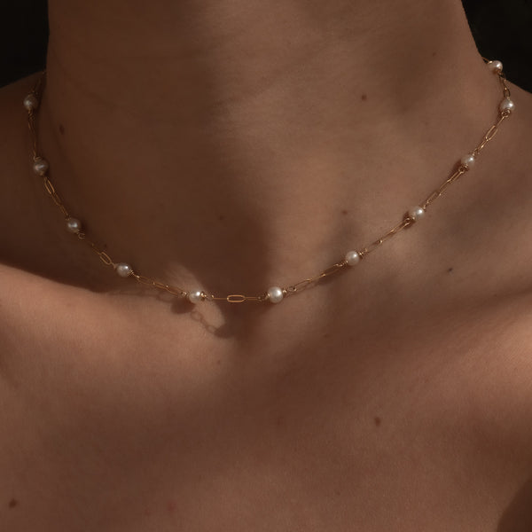 Pearl Necklace 04