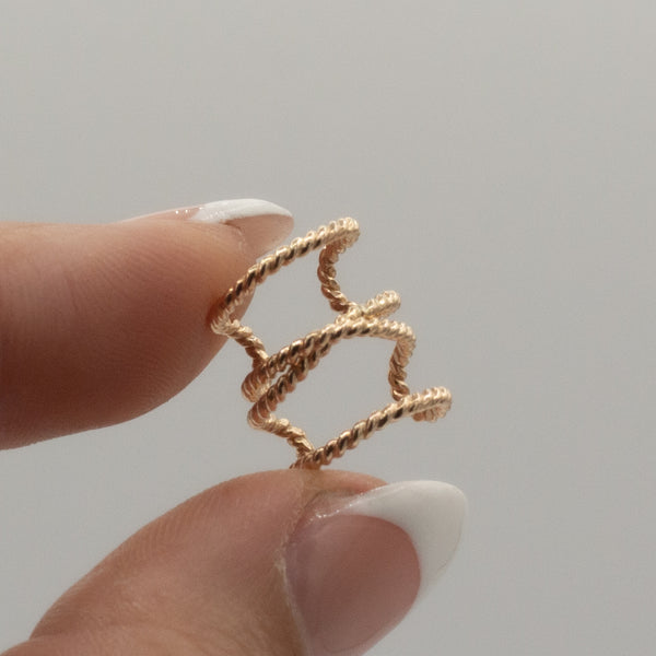 Thick Twisted Demi Cuff
