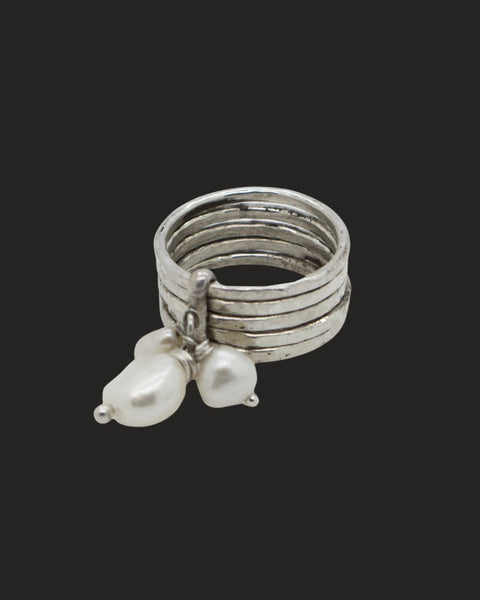 Everchanging Ring with Chunky Pearls