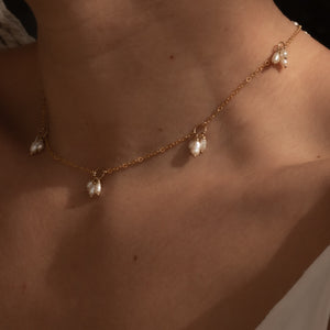 Pearl Necklace 01